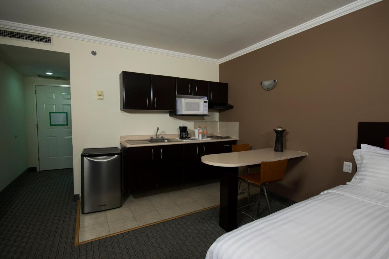 Junior Suite Two Queen Beds Kitchenette Non-Smoking,1444346167:JPEG