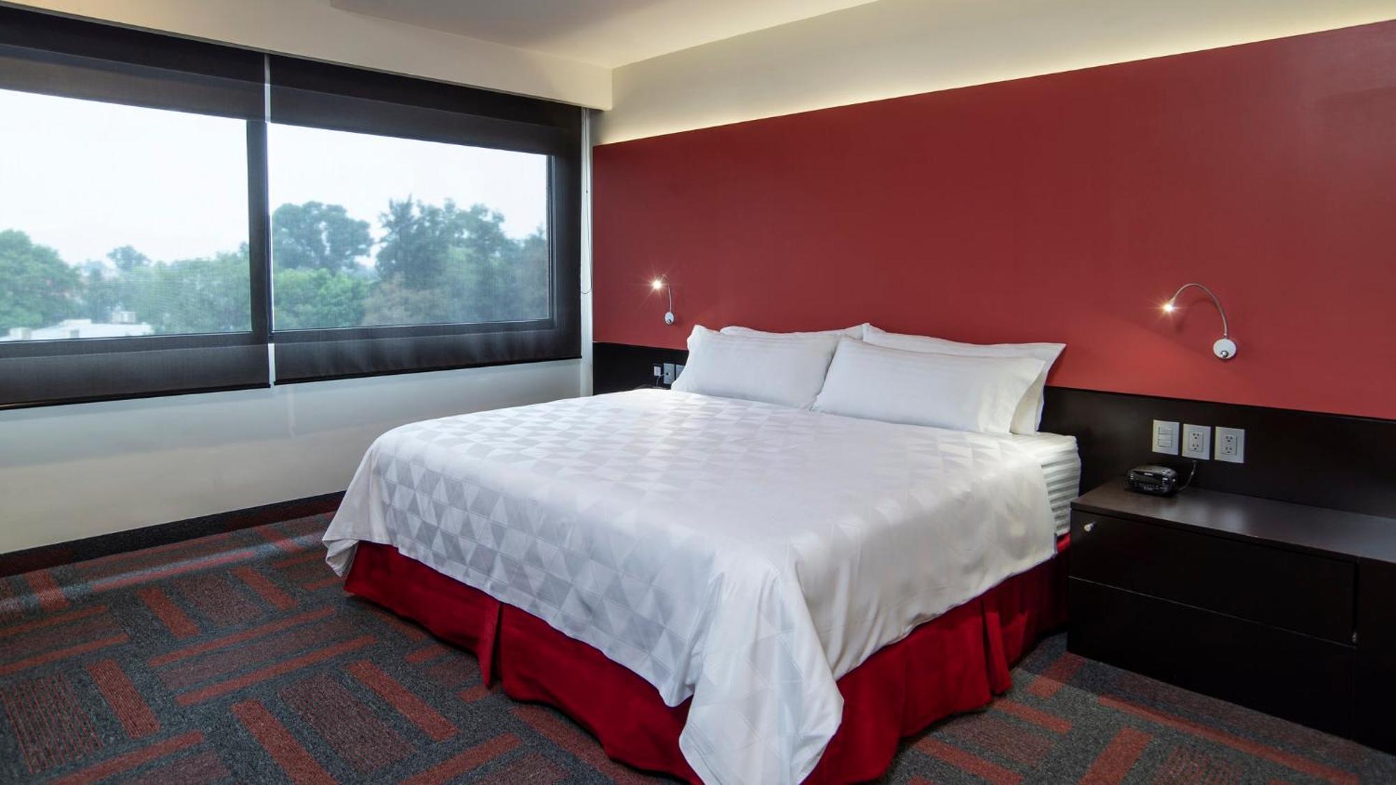 Standard King Room