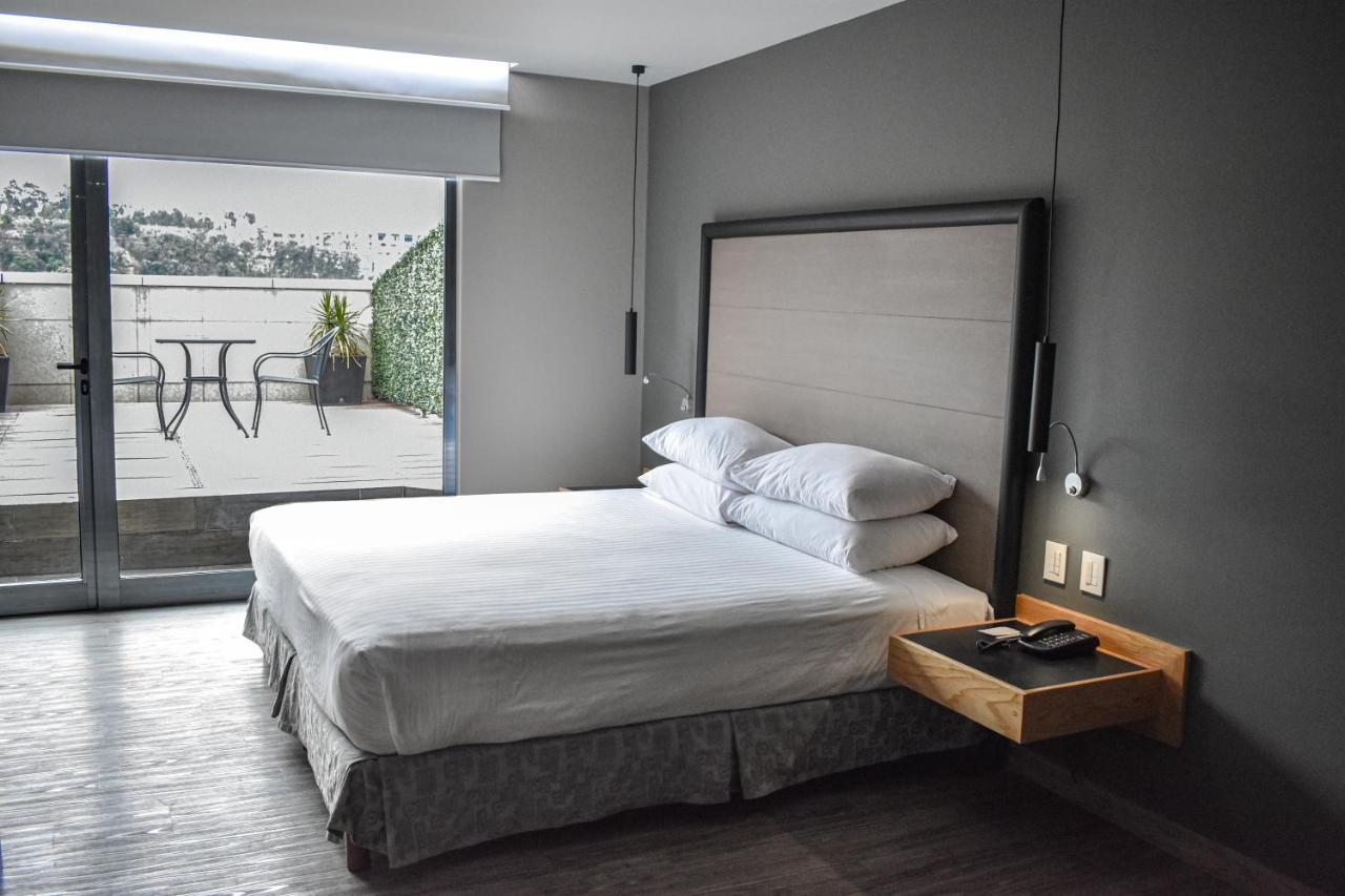 1 King Bed Suite Terrace Non-Smoking,1549336990:JPEG