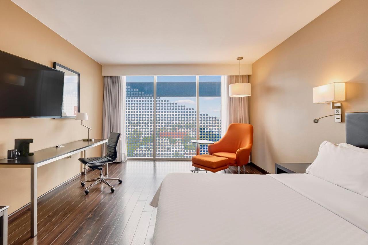 Executive King Room,1341667838:JPEG