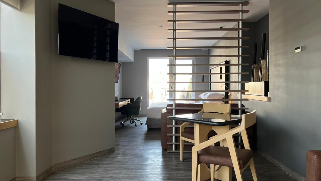 1 King Bed Suite Terrace Non-Smoking