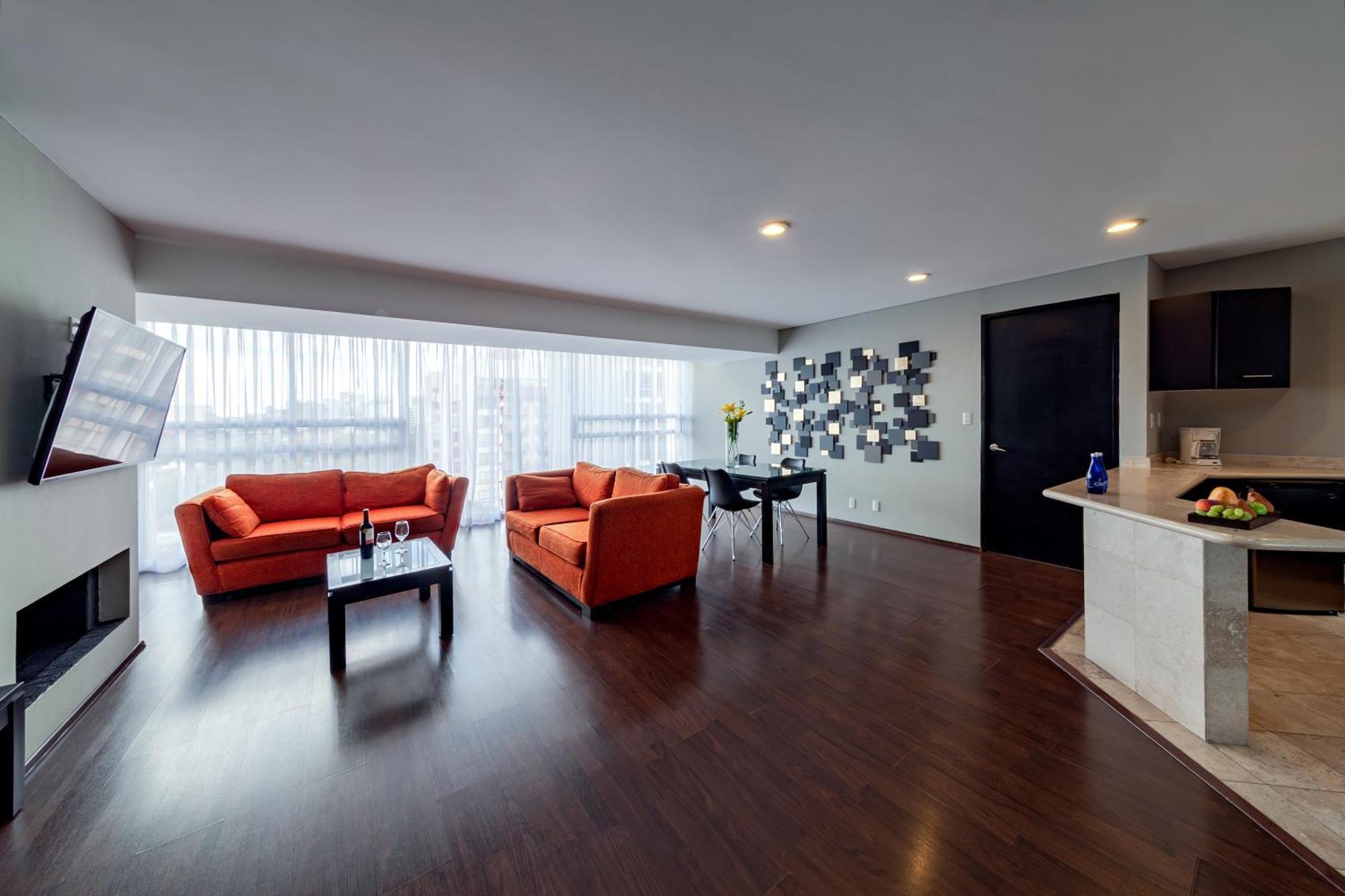 Penthouse Suite
