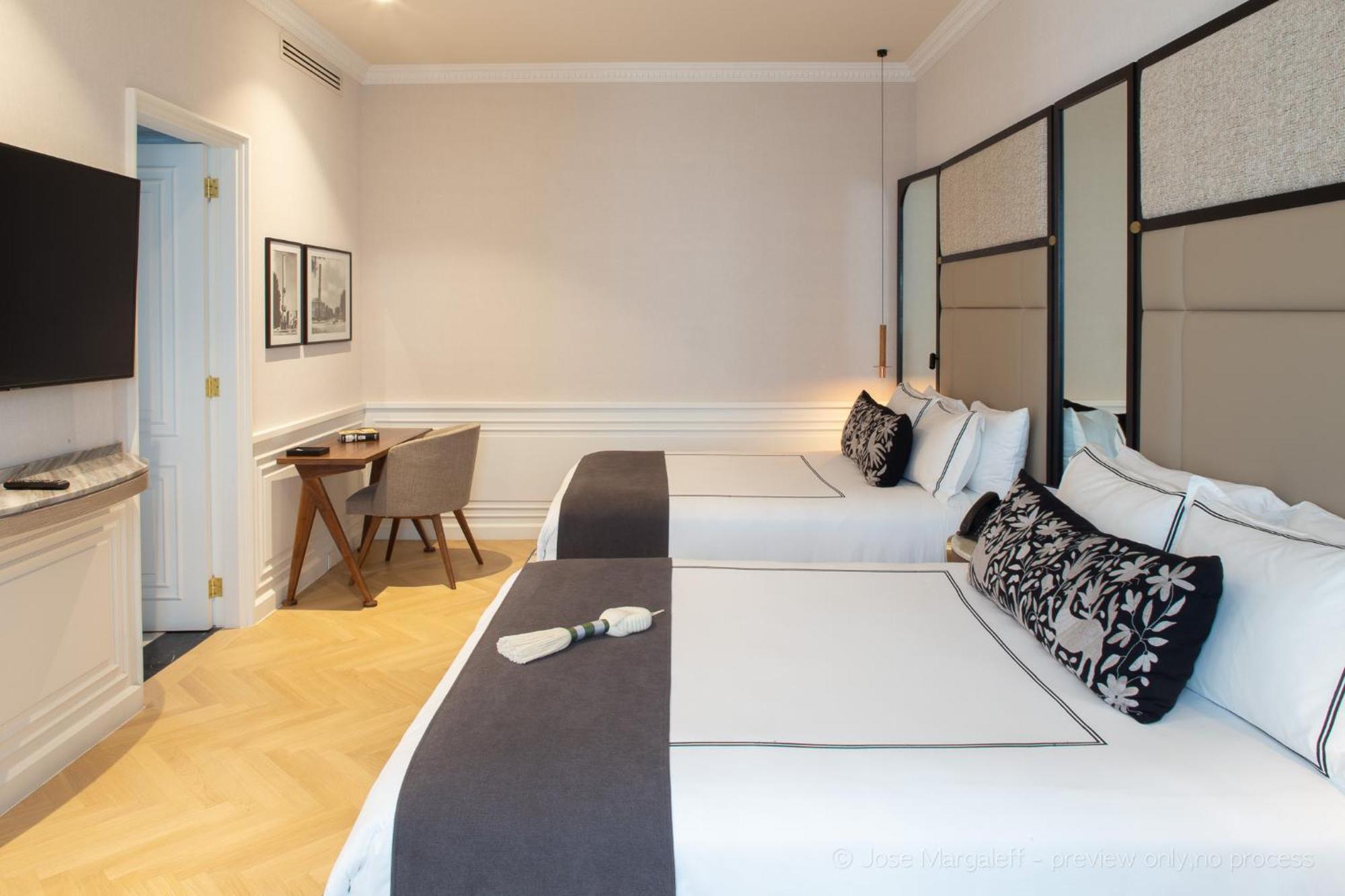 Grand Deluxe Double Room