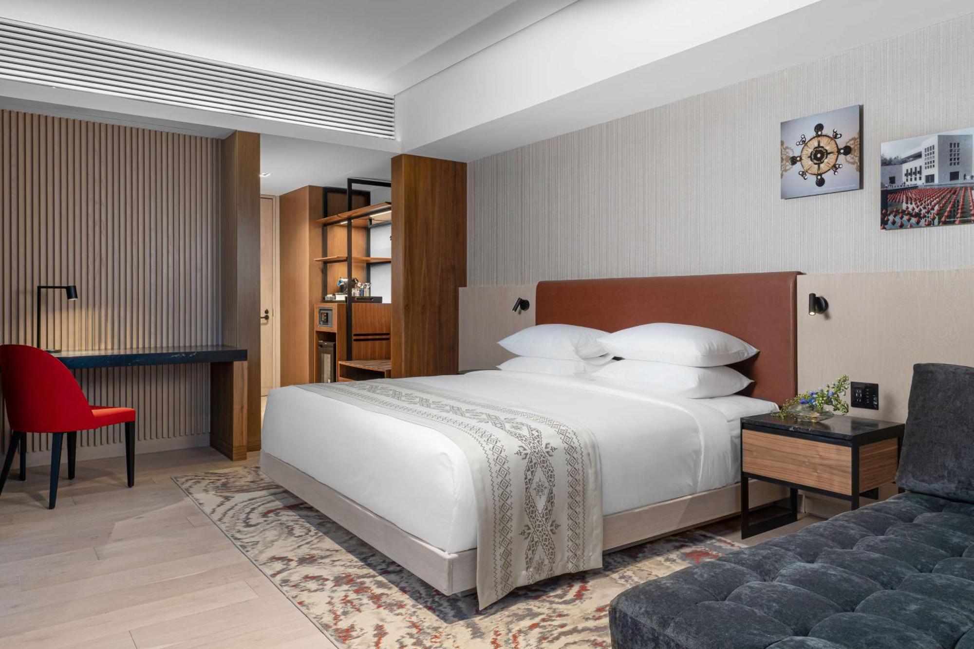 King Room