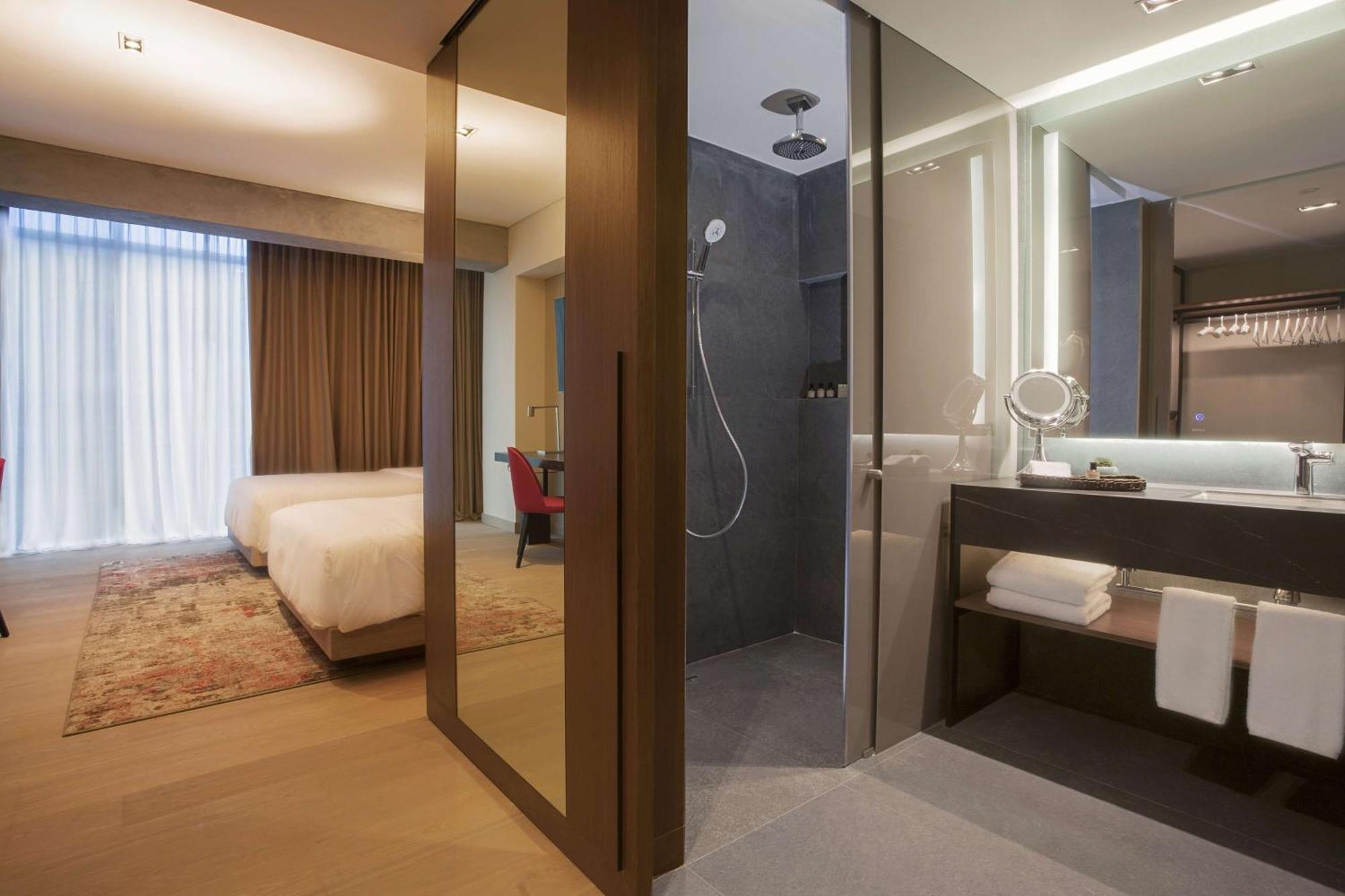 Queen Room Two Queen Beds