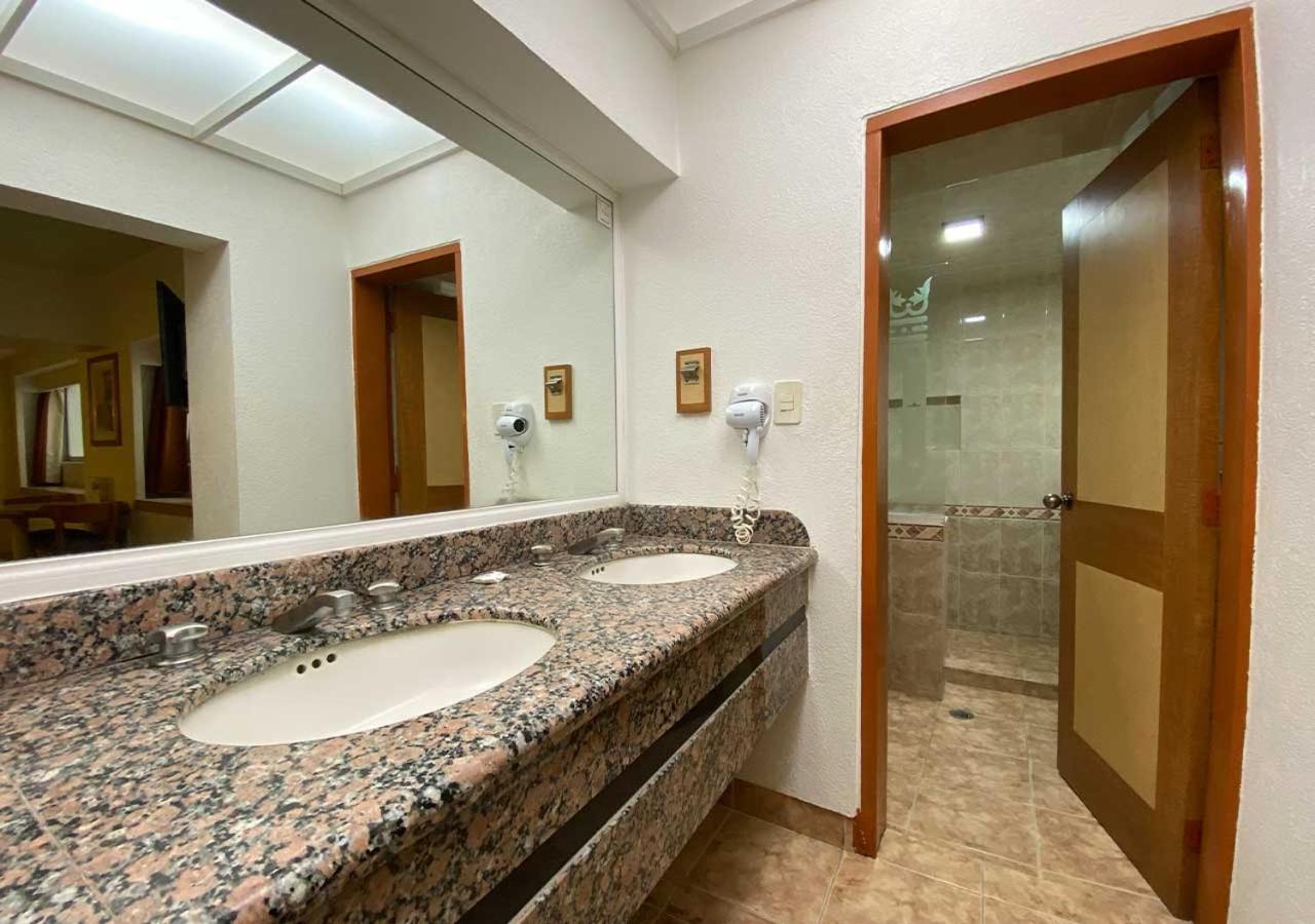 Executive King Room