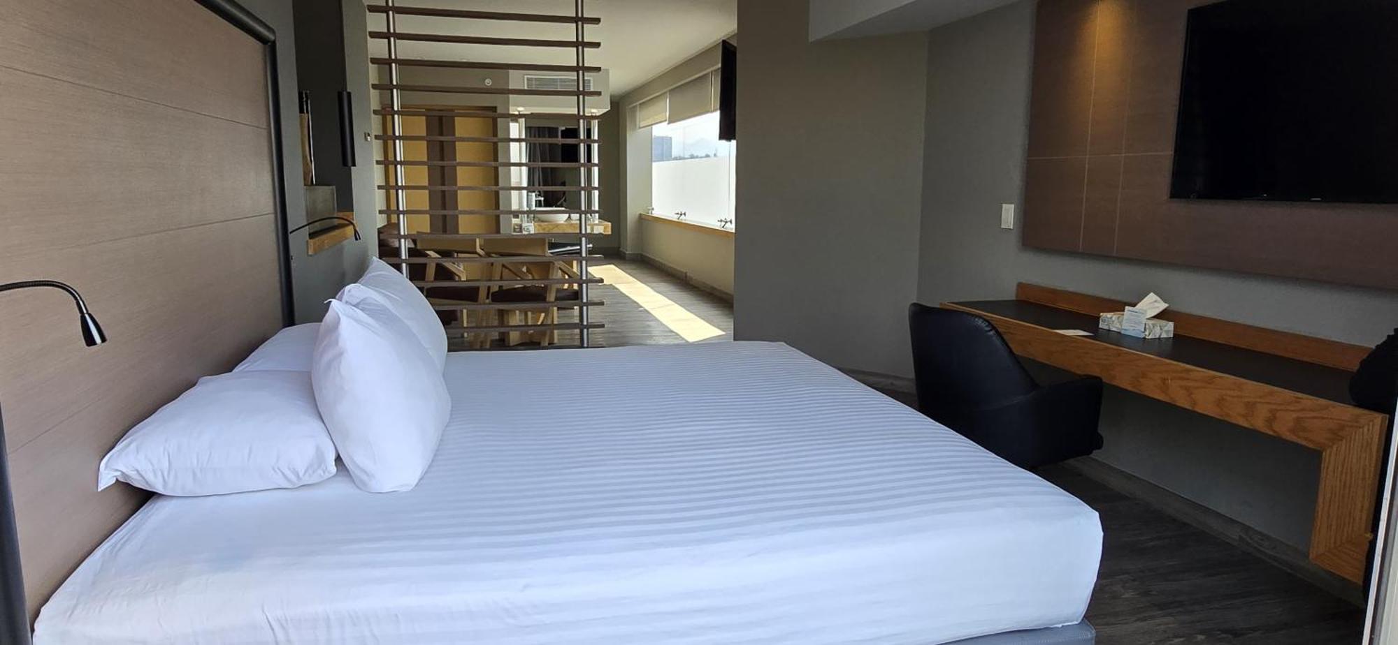 1 King Bed Suite Terrace Non-Smoking