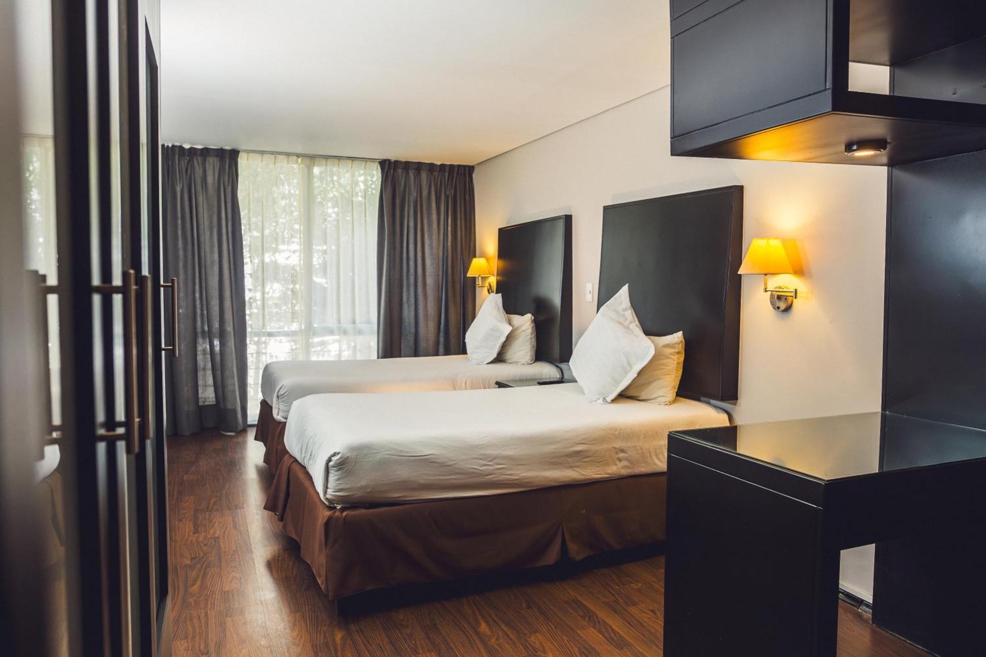 Standard Double Suite