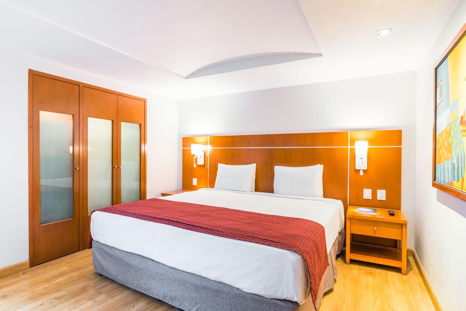 Junior Suite King Bed
