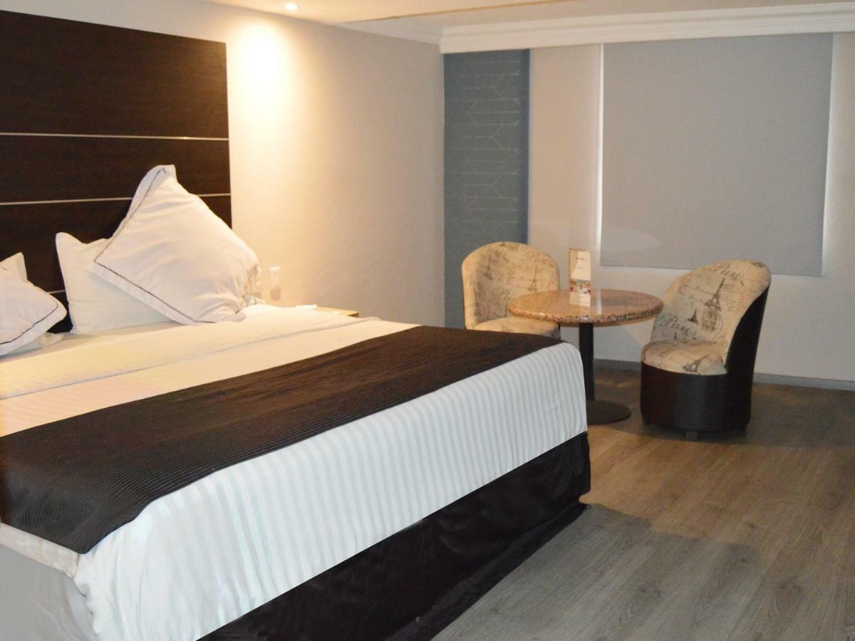 Superior King Room